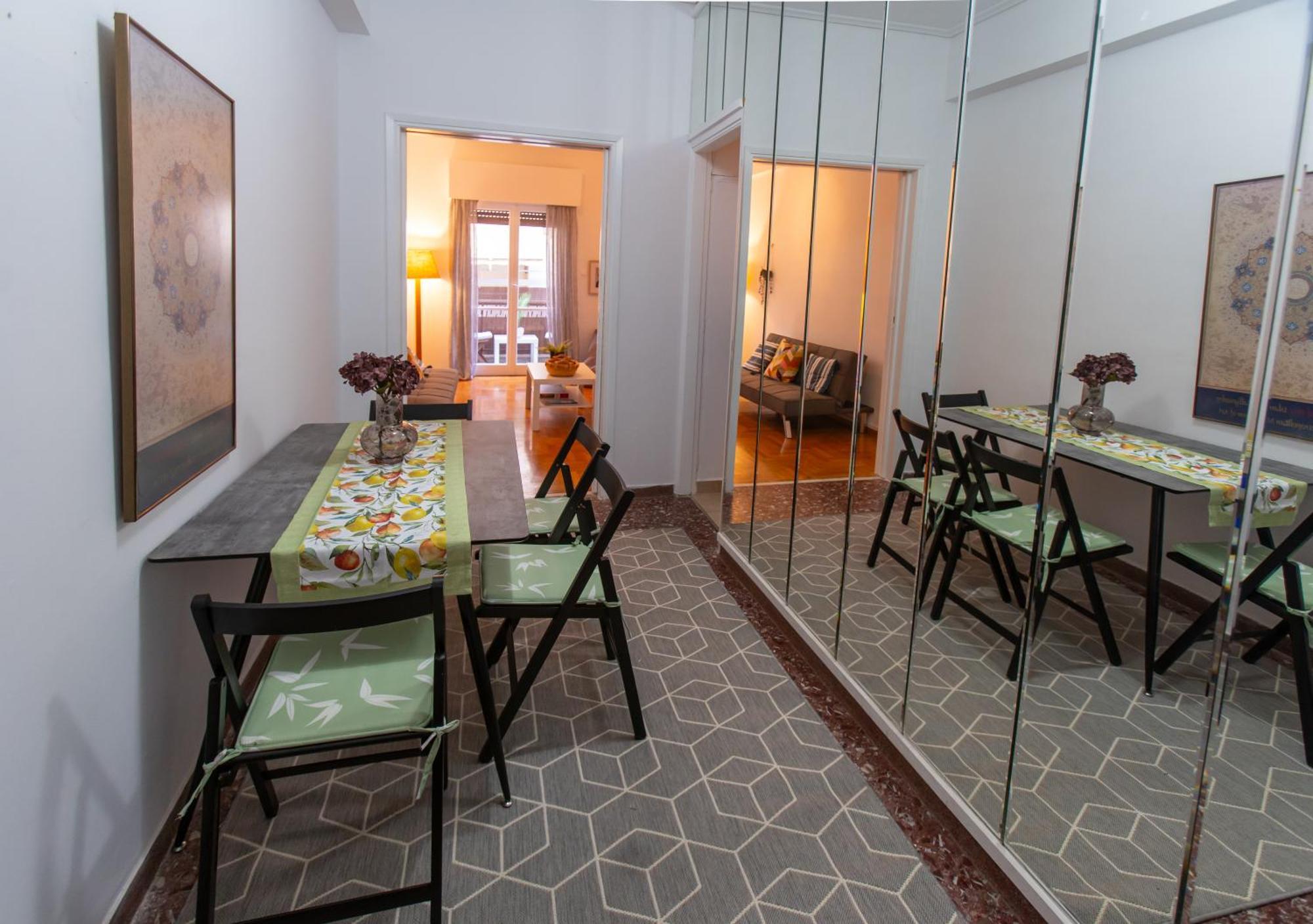 Historic Athens Getaway Apartment Екстериор снимка